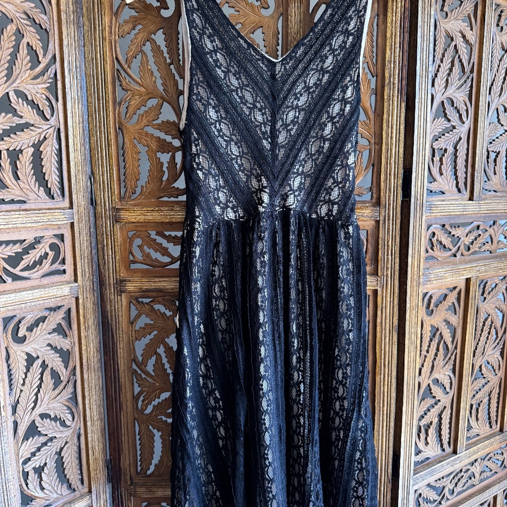 Anthropologie Moulinette Soeurs Black Lace & Nude Cocktail Dress SizeXS